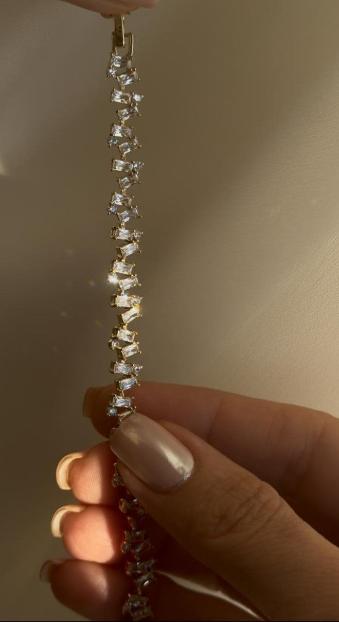 Kırık Baugets Bileklik