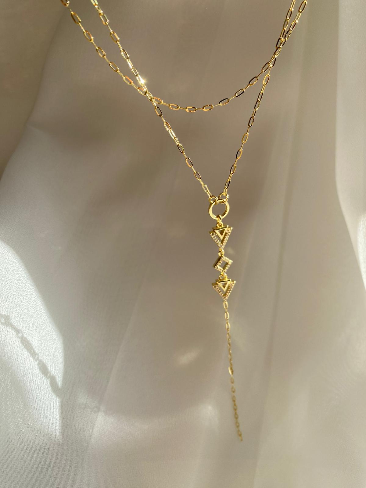 İkili Birleşik Lais Y Choker