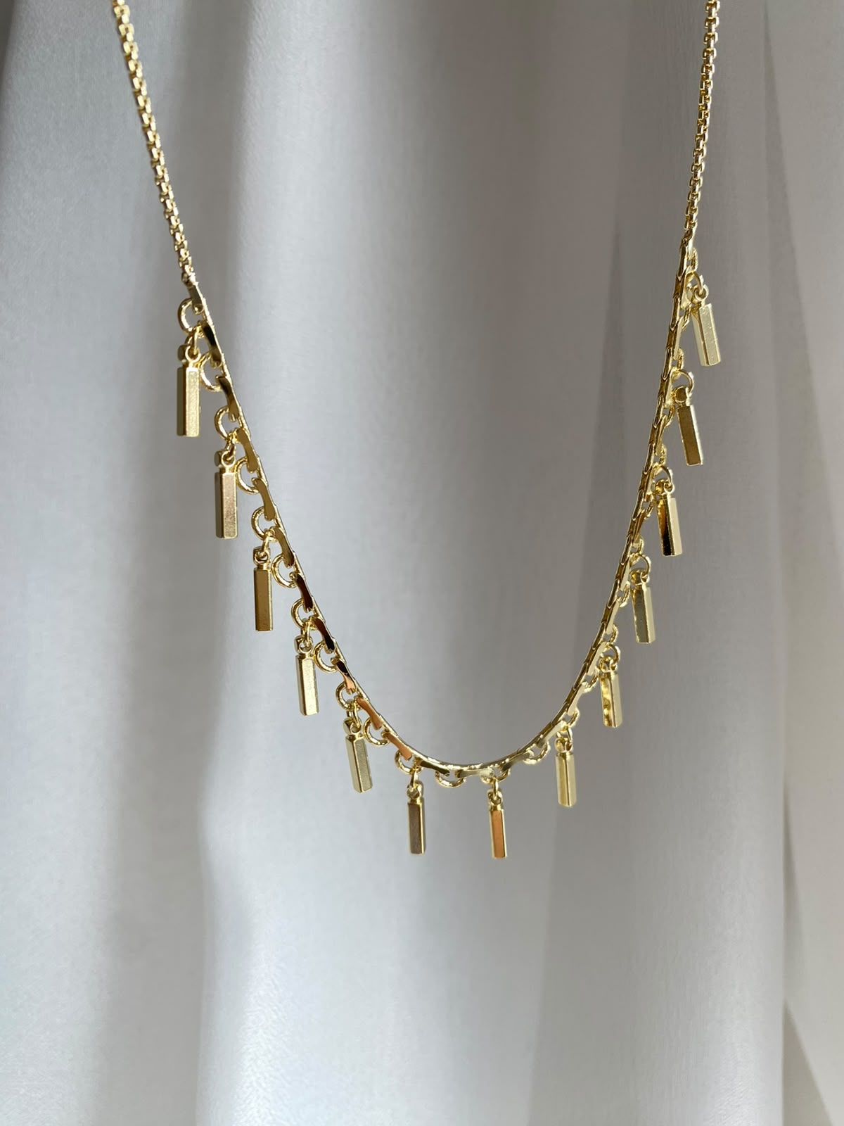 Stick sallantılı choker