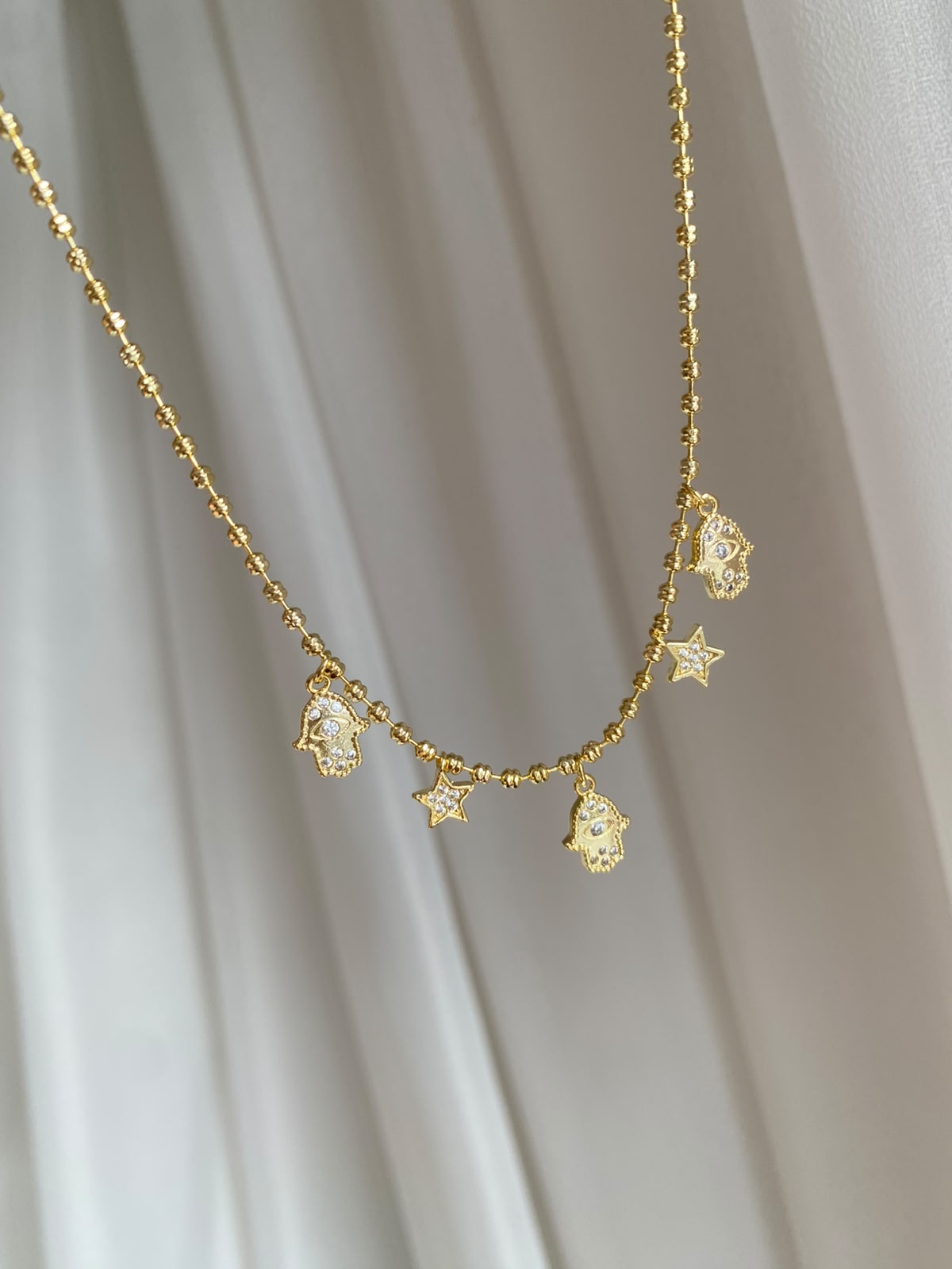 Fatma eli & star choker