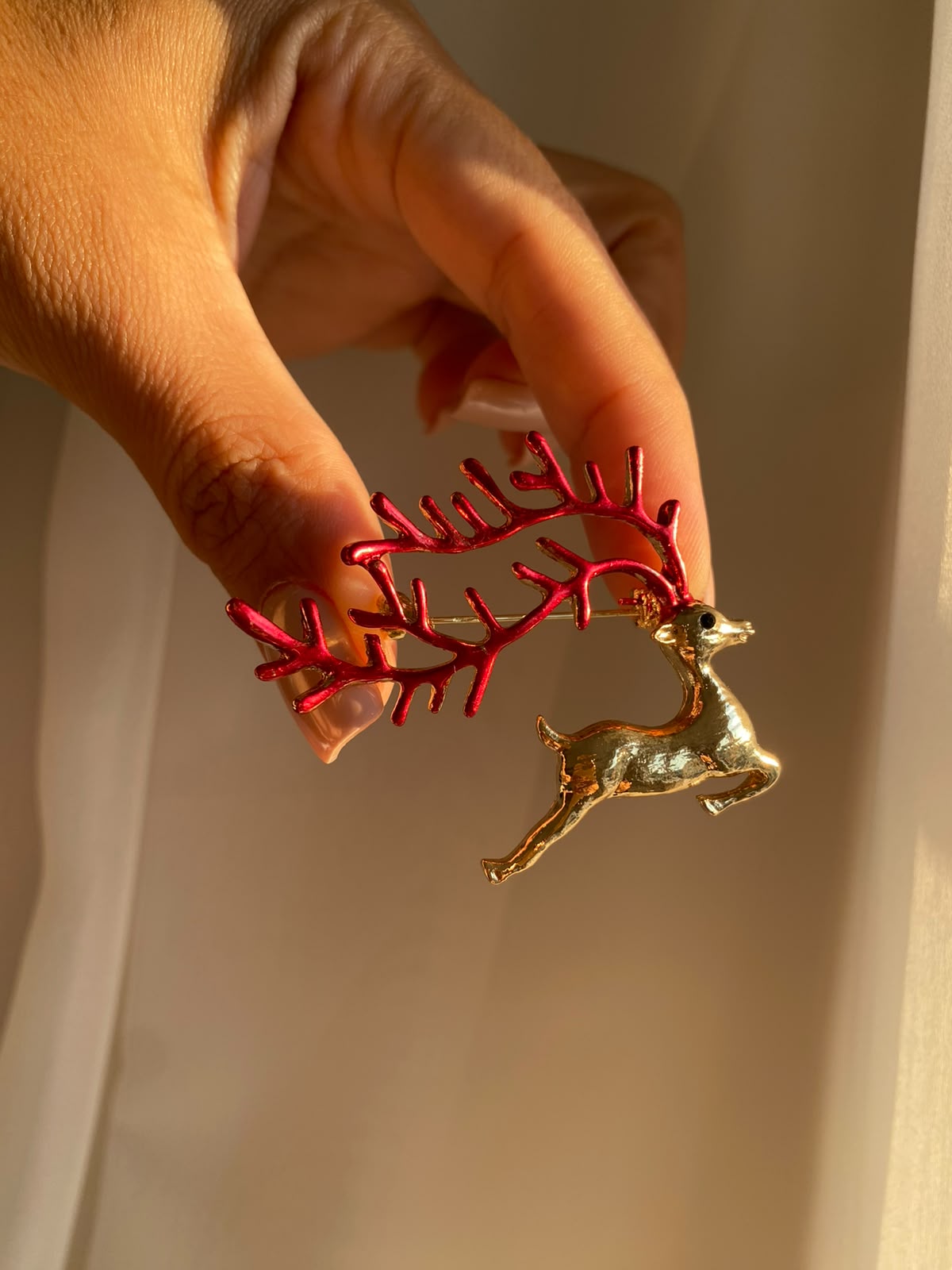 Deer broş