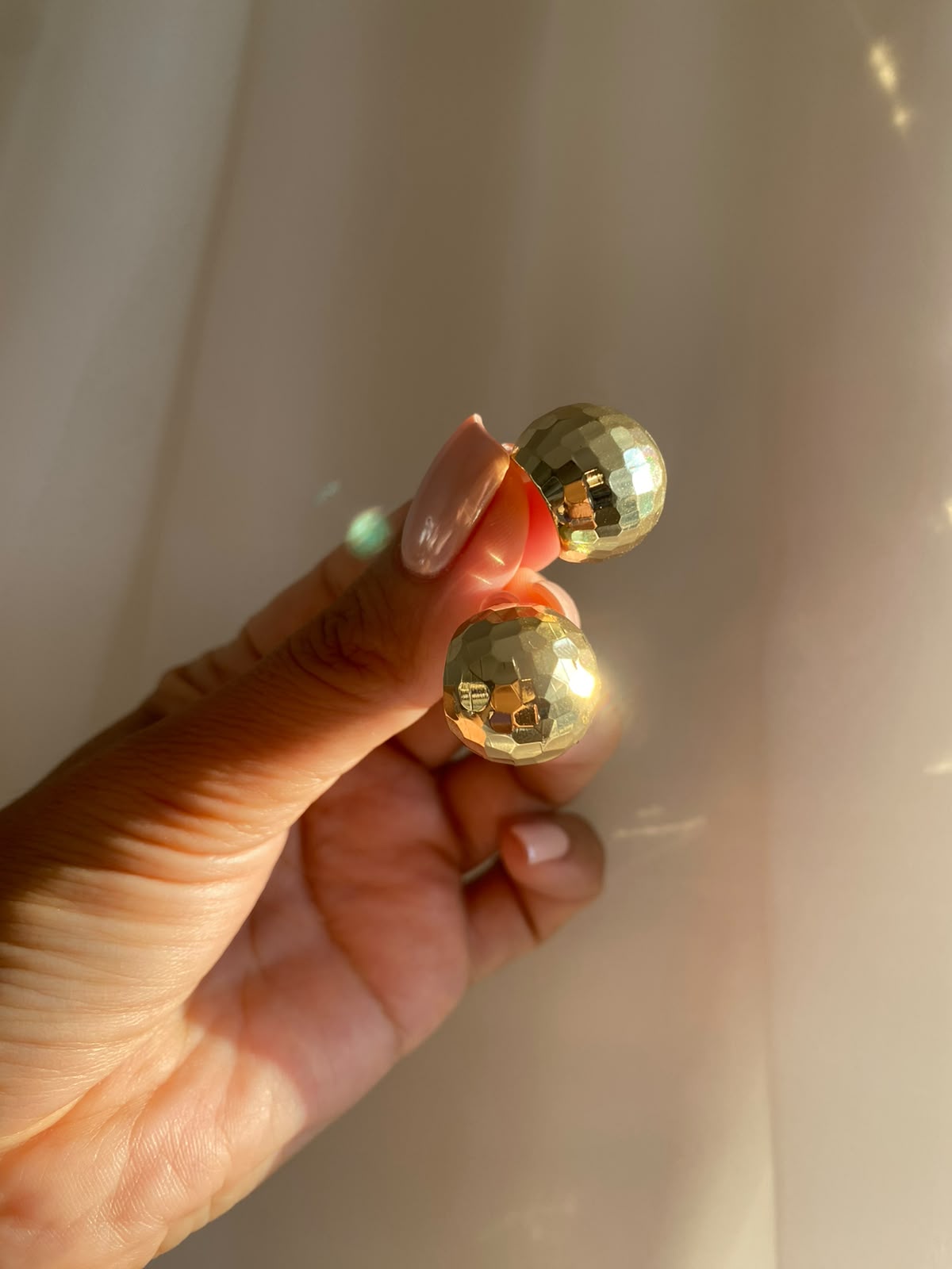 Gold bombeli küpe