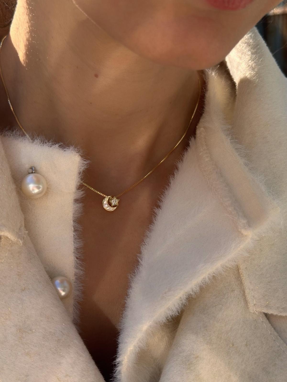 minimal Ay yıldız asansörlü kolye