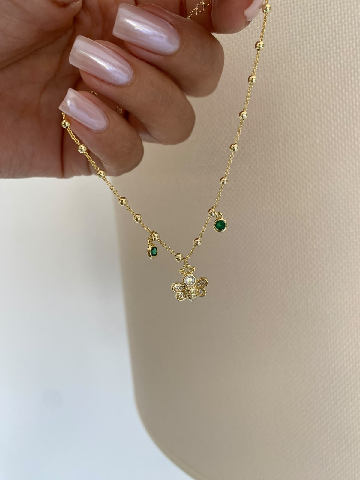green stone bee halhal