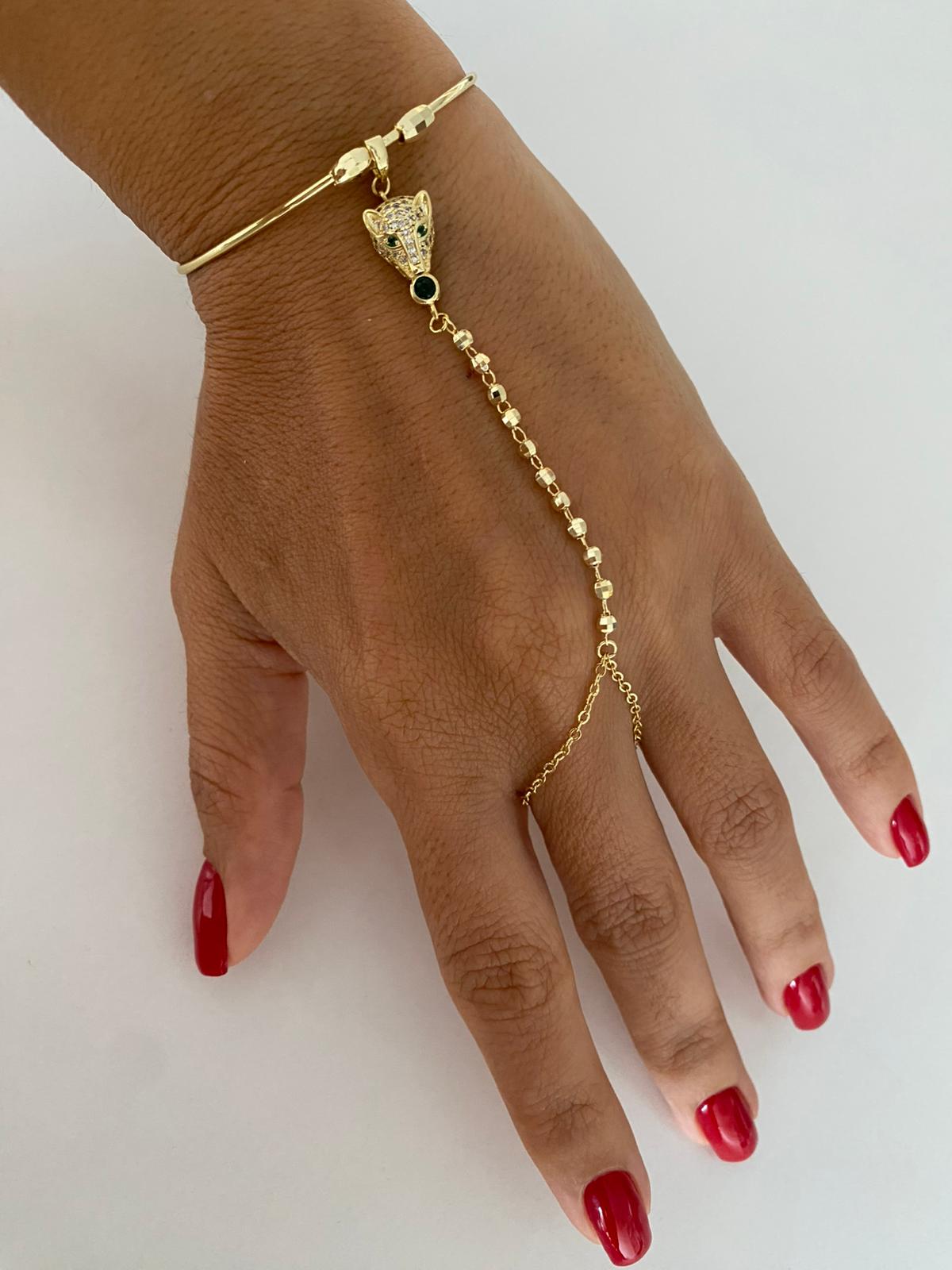 Kelepçe details leopard şahmeran